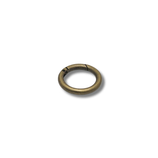 Musqueton Ring oud goud, binnenmaat 30 mm